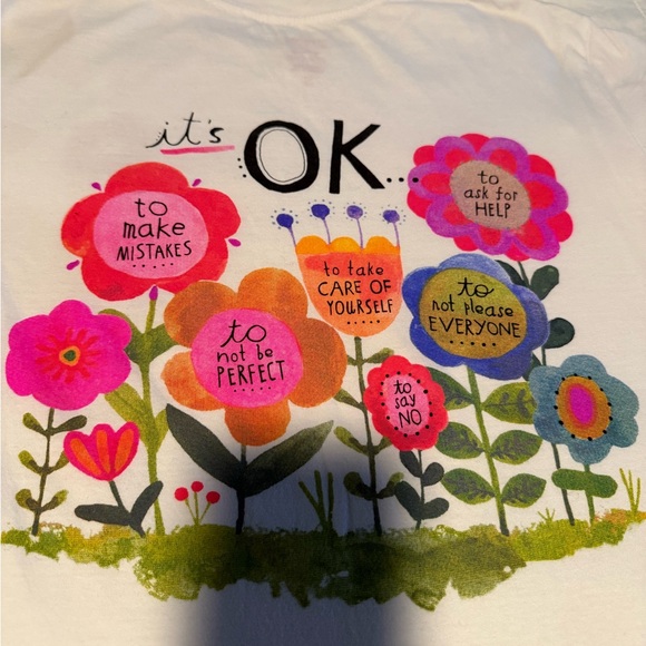 NATURAL LIFE White Tee with Red Graphic - Picture 6 of 6